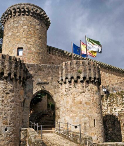 Visite monument village en pierre Espagne Tawari Travel