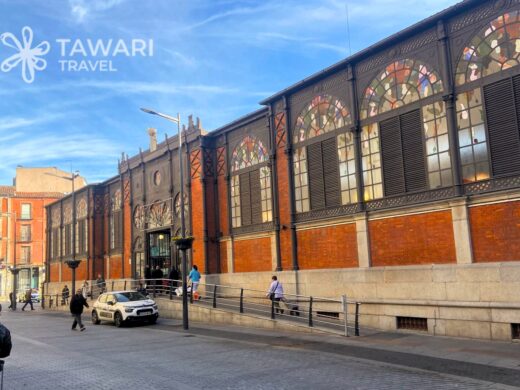 Architecture Espagne village brique monument historique culture locale Tawari