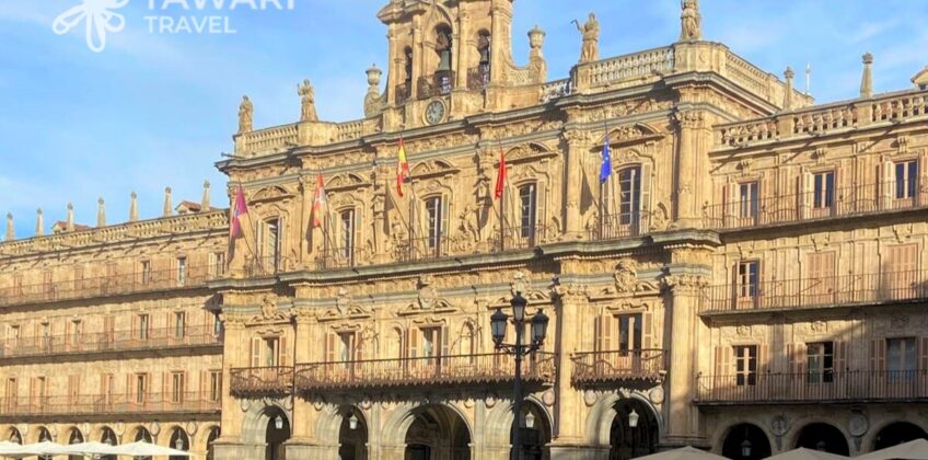 Place culture art architectural Espagne Tawari Travel